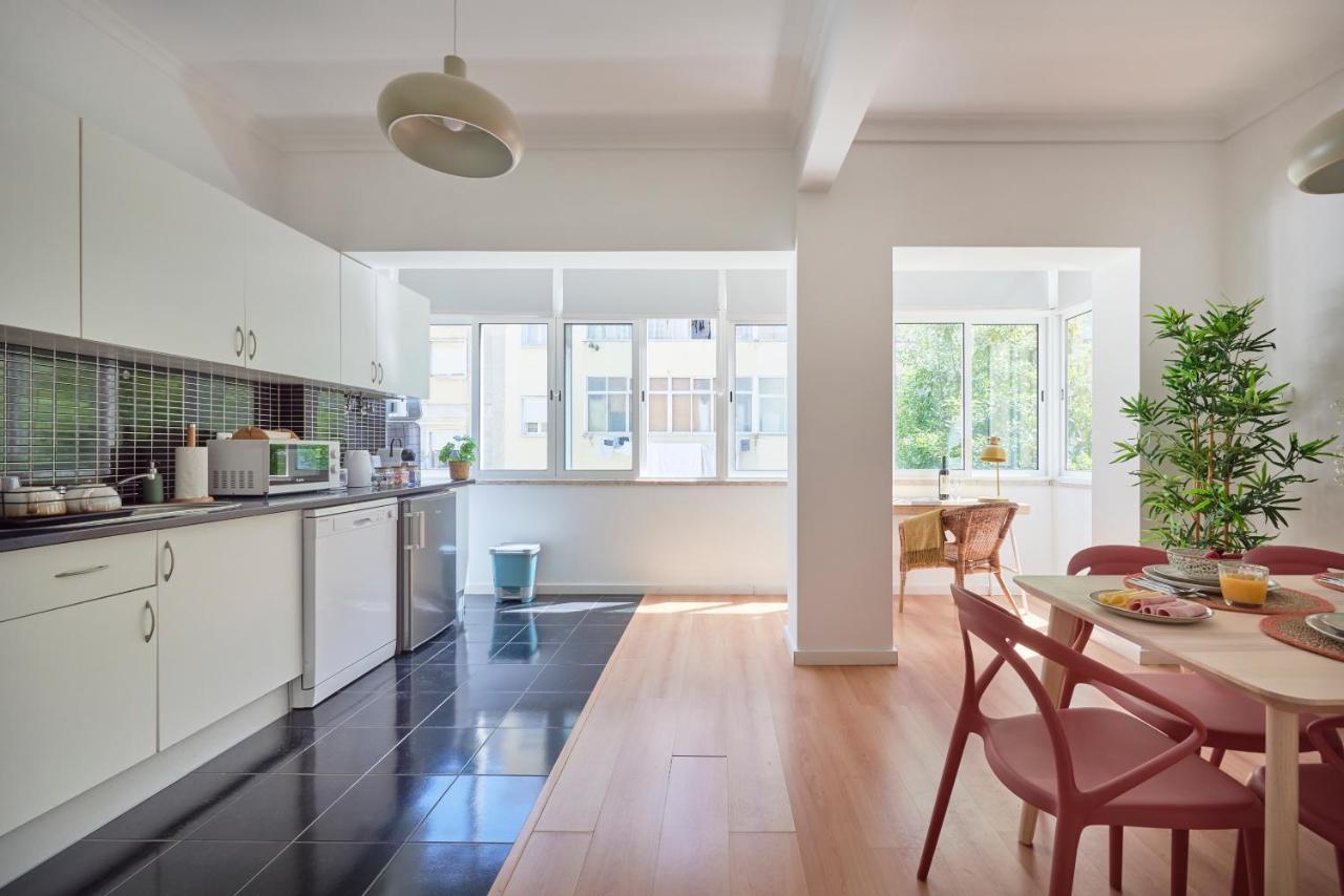 Sunset Balcony Apartment, By Timecooler Lisboa Екстериор снимка