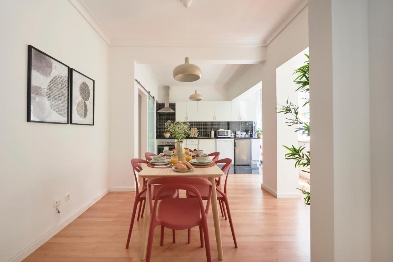 Sunset Balcony Apartment, By Timecooler Lisboa Екстериор снимка